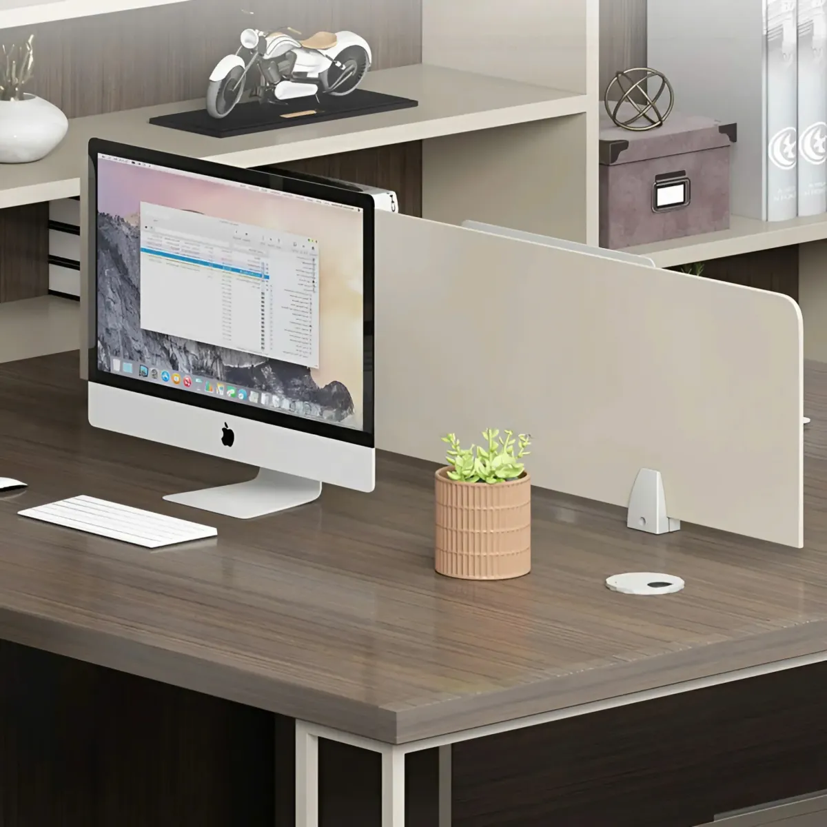 cum-ban-lam-viec-2-cho-ngoi-kem-ke-tich-hop-sang-trong-02 Cụm Bàn Làm Việc 2 Chỗ Ngồi Kèm Kệ Tích Hợp Sang Trọng