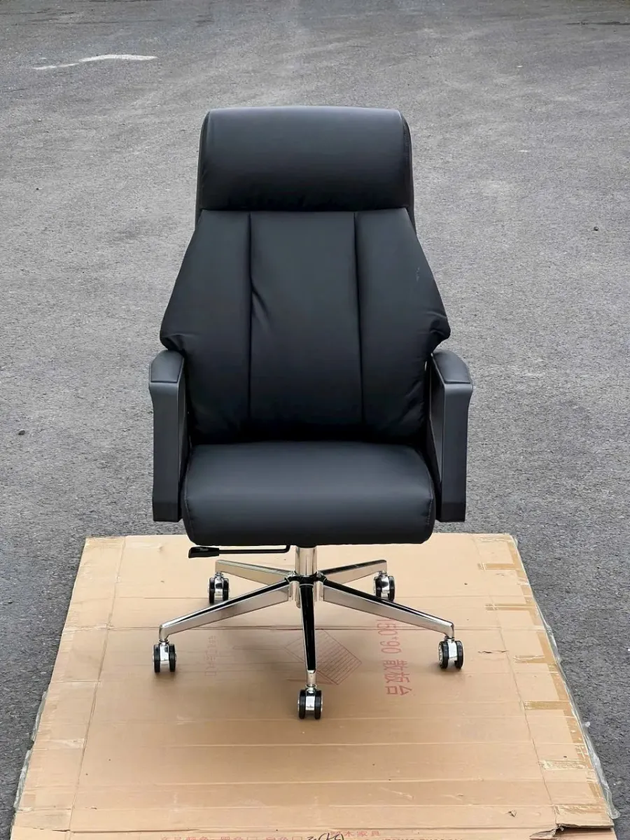 ghe-giam-doc-da-thiet-ke-hien-dai-chan-xoay-inox-3