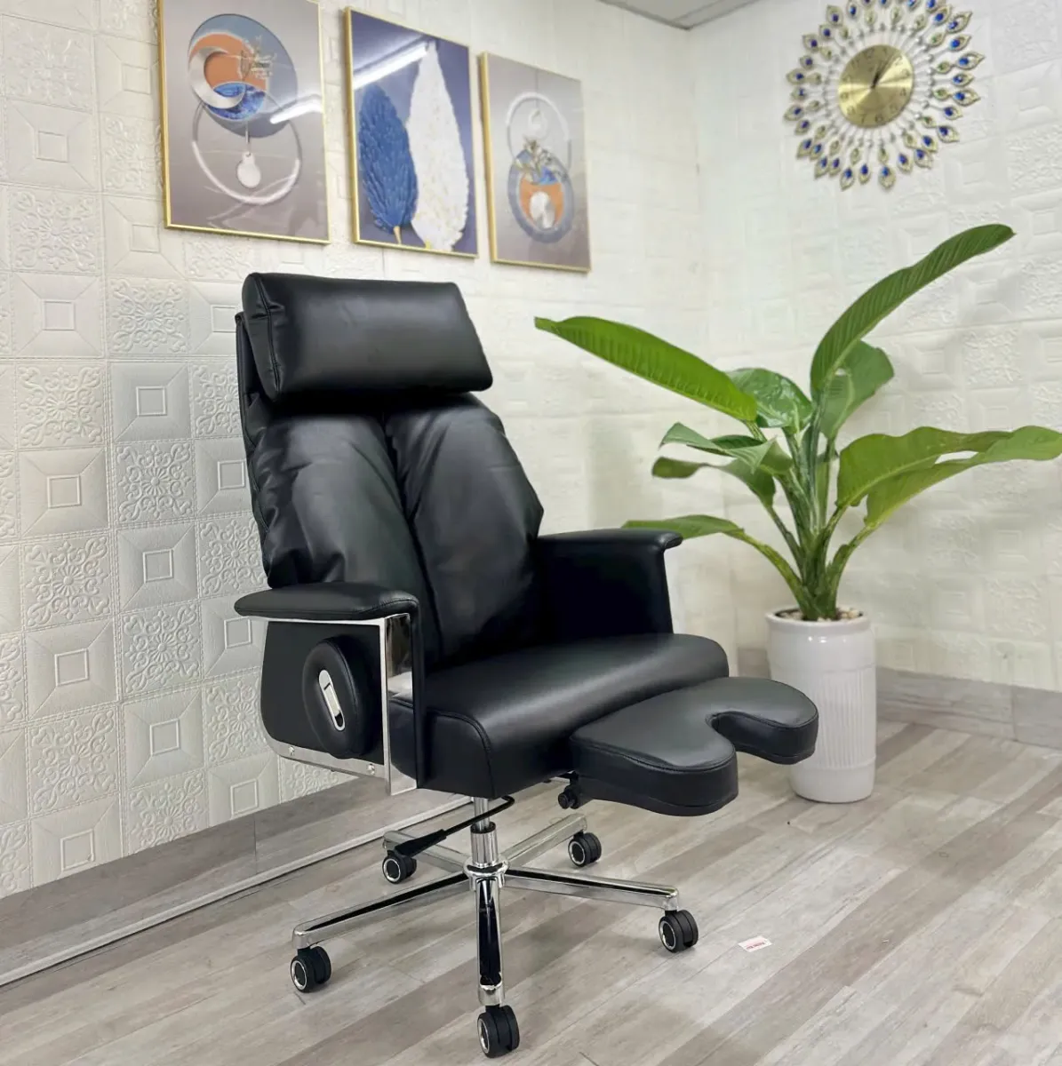 Ghế Giám Đốc Đệm Mút Có Gác Chân Dạng Chữ U