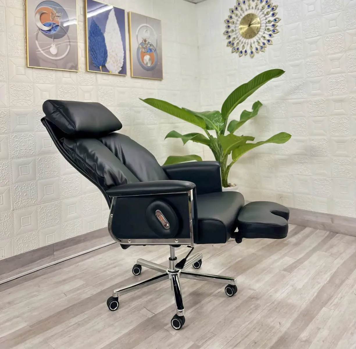 Ghế Giám Đốc Đệm Mút Có Gác Chân Dạng Chữ U